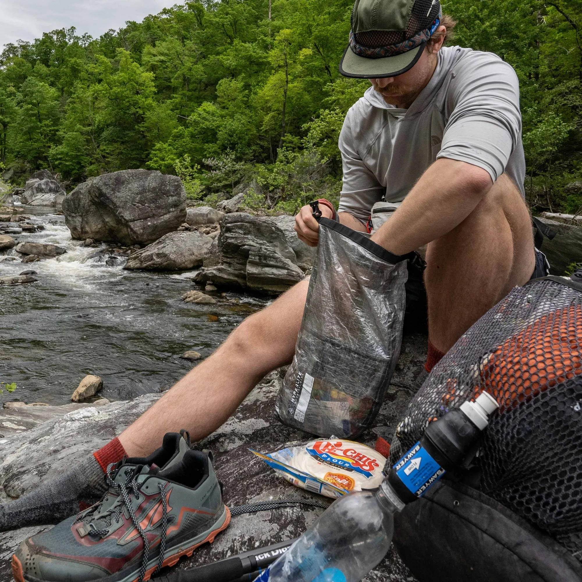 Hyperlite Mountain Gear - Side Entry Pod (8L, 10L, 12L, 15L)