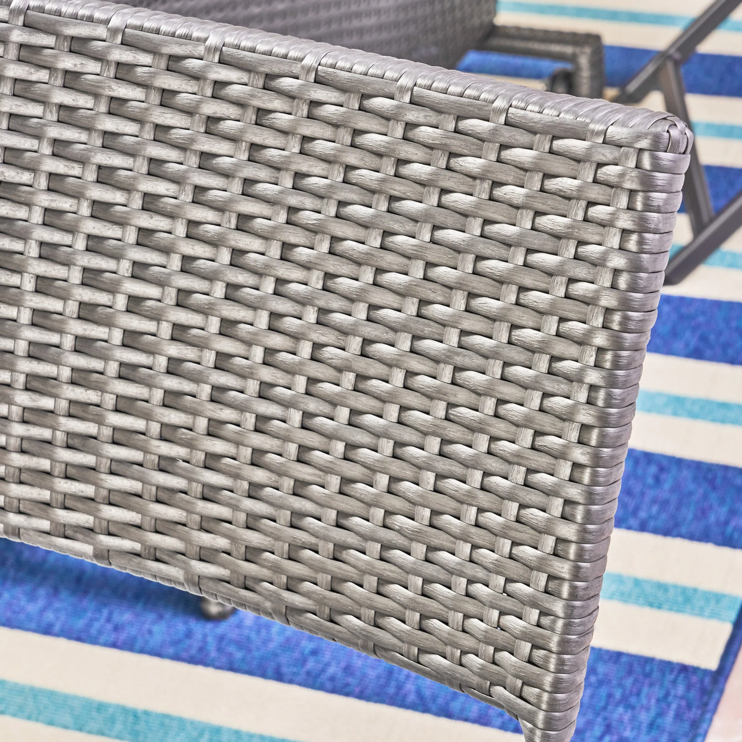Jerry Outdoor 7 Piece Foldable Wicker Dining Set