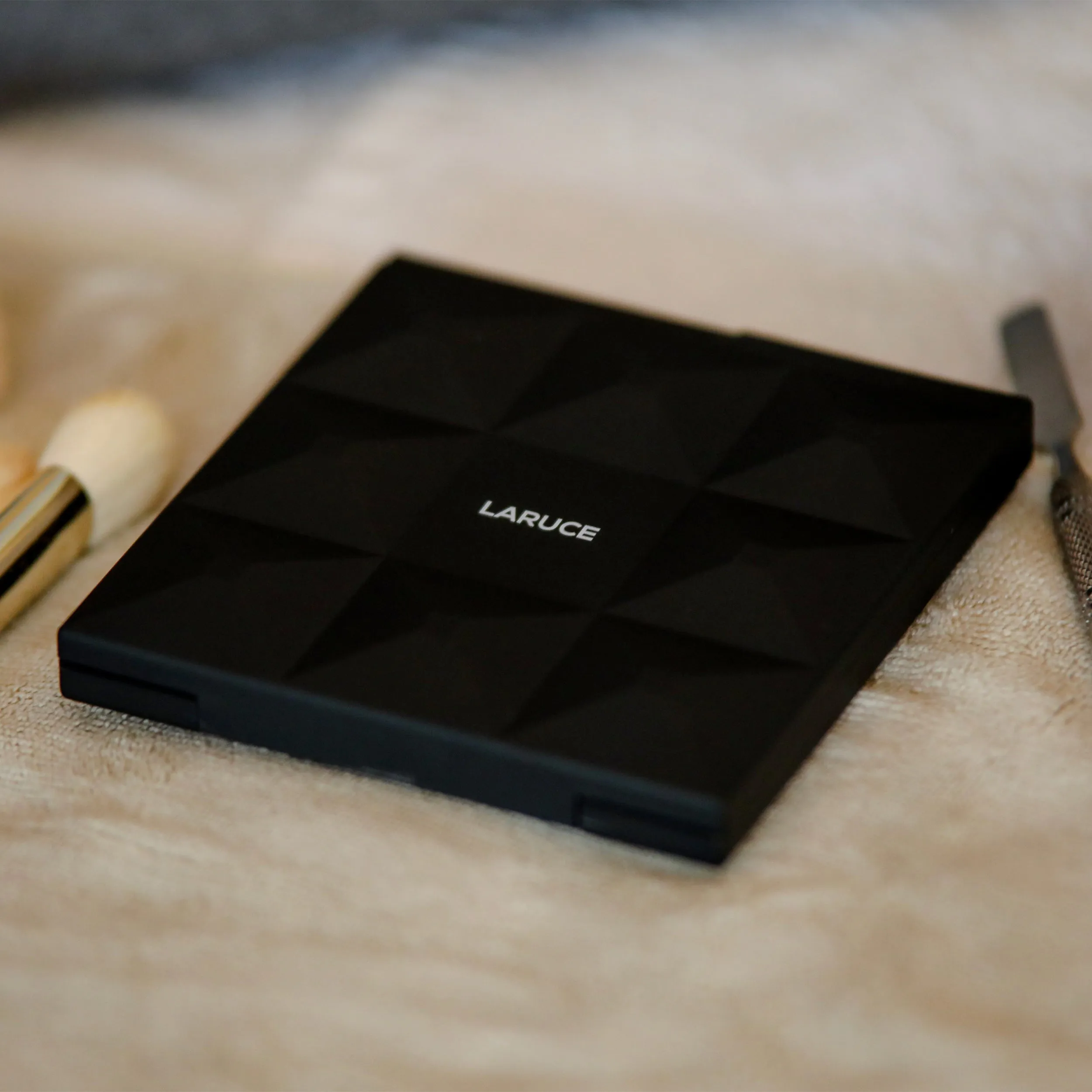 LARUCE The Studded Compact Mirror