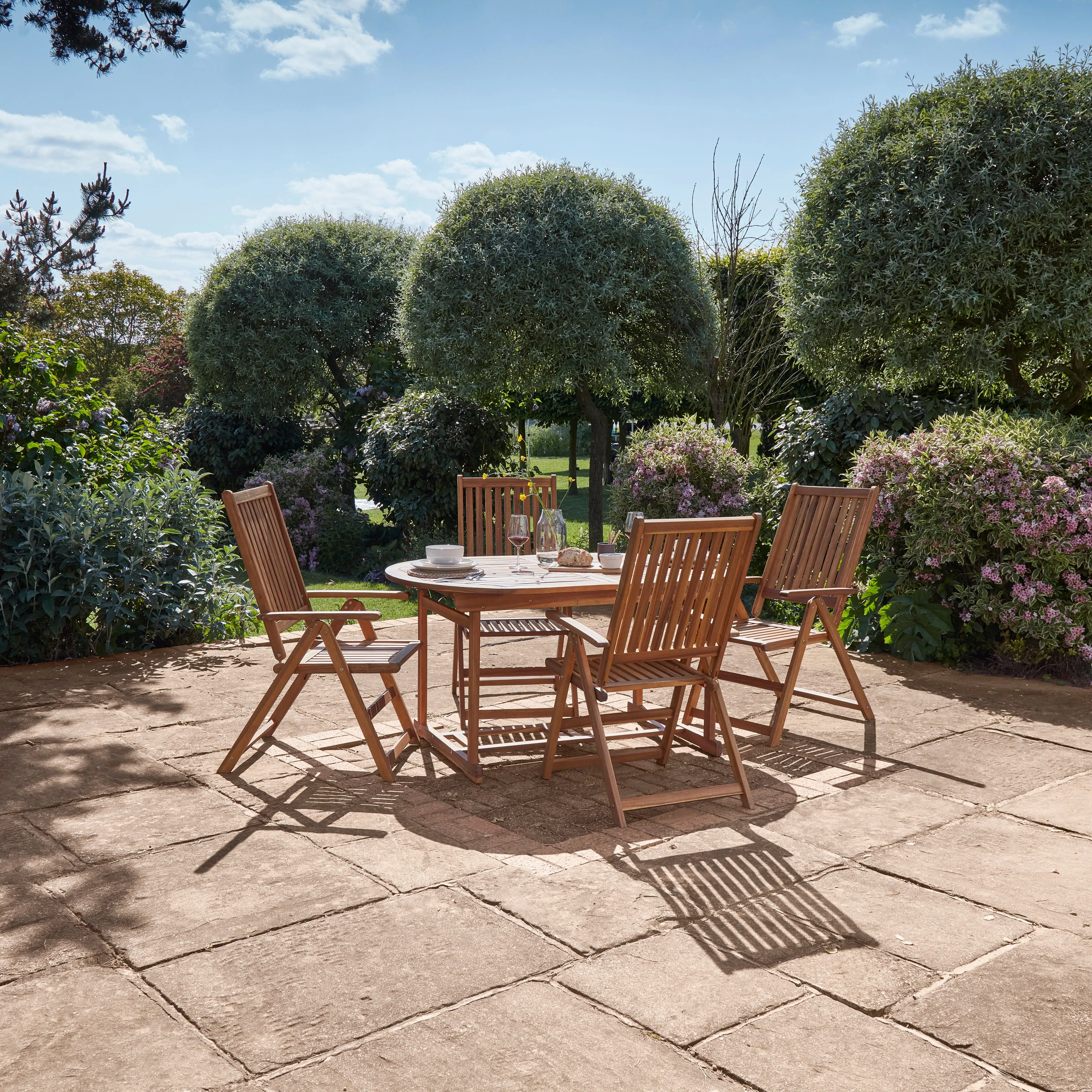 Oakley 4 Seater Wooden Extendable Garden Dining Set