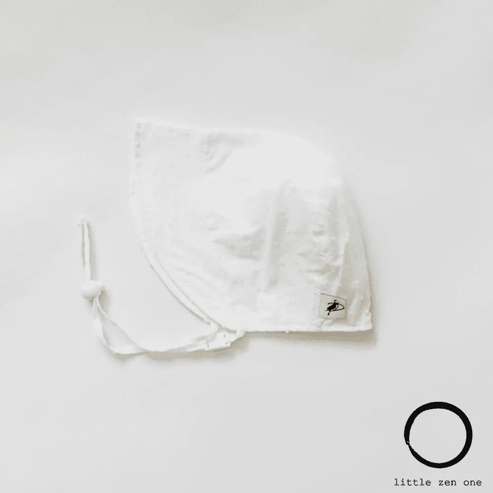 Swiss Dot Ivory Bonnet