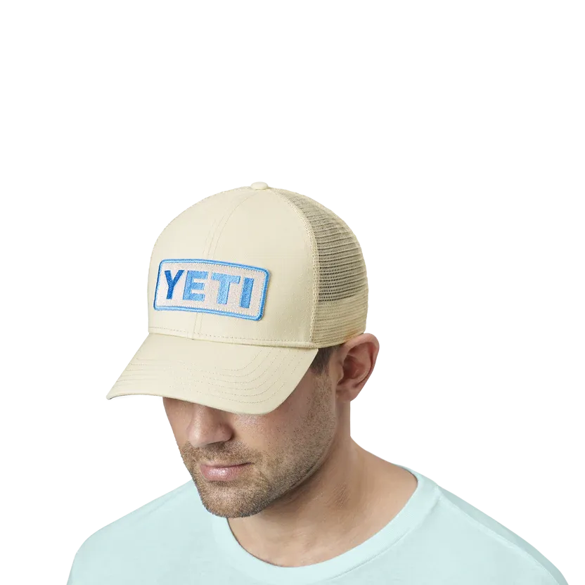 Yeti Logo Badge Trucker Hat Cream